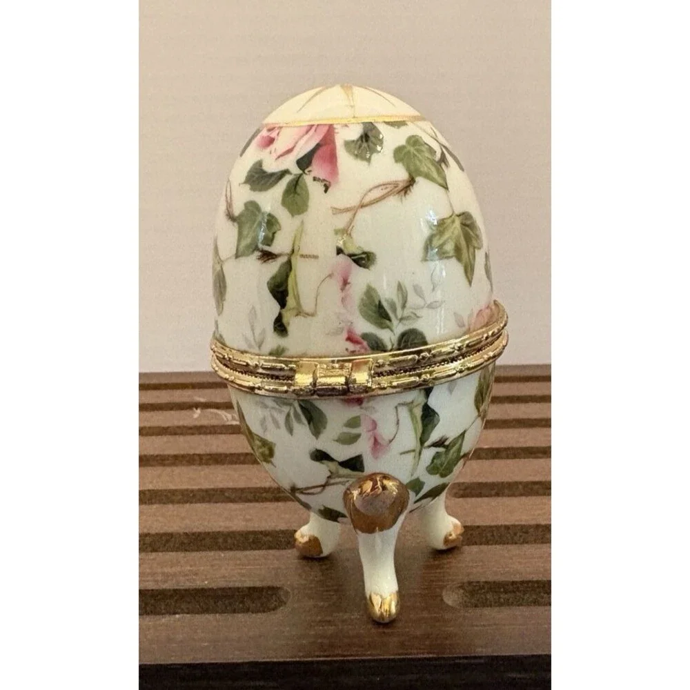 Formalities Laura Chintz Collectible Hinged Egg